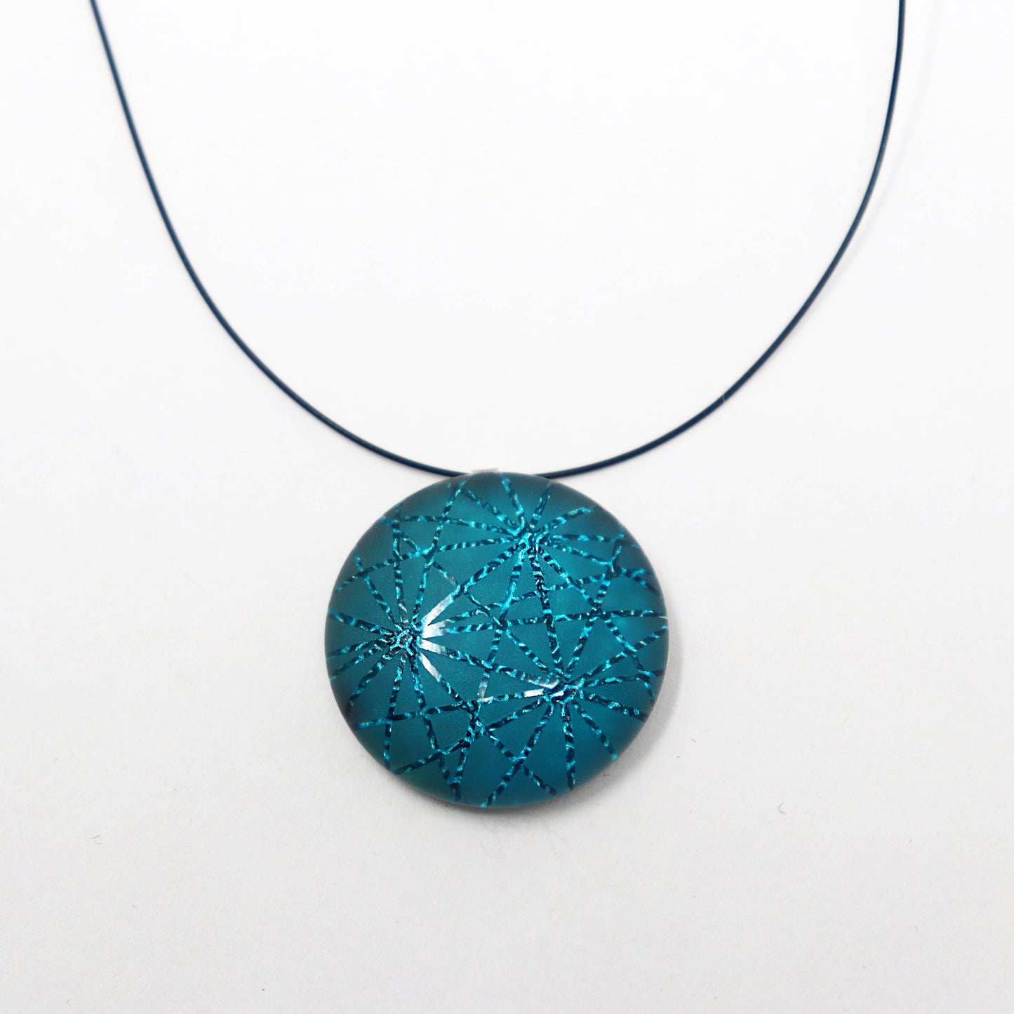 Medium Pendant Necklace
