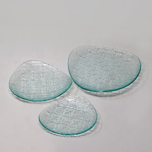 Time Series Plate Set by Chiung-Yi Huang