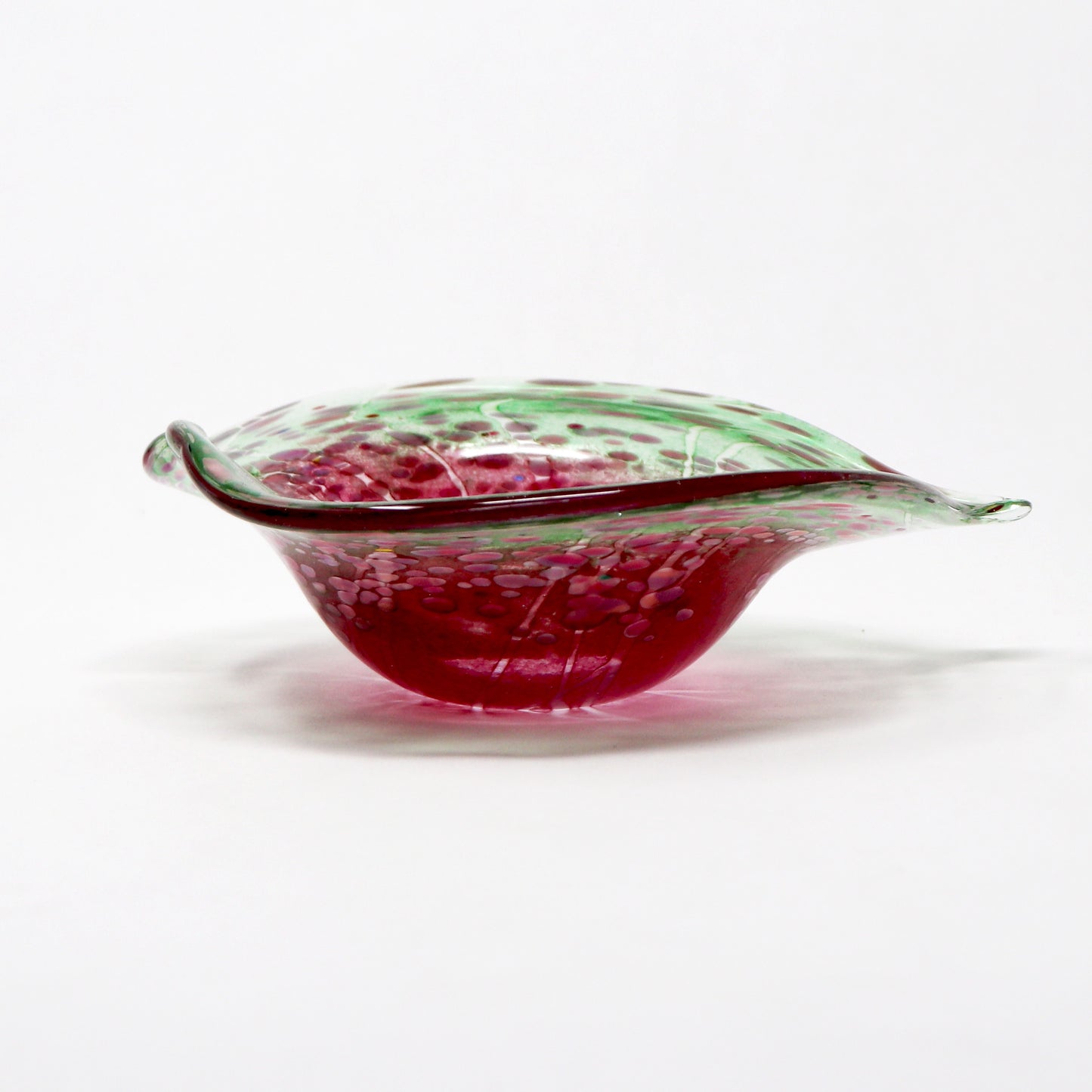 Low Leaf Bowls by Yao-Nong Lin